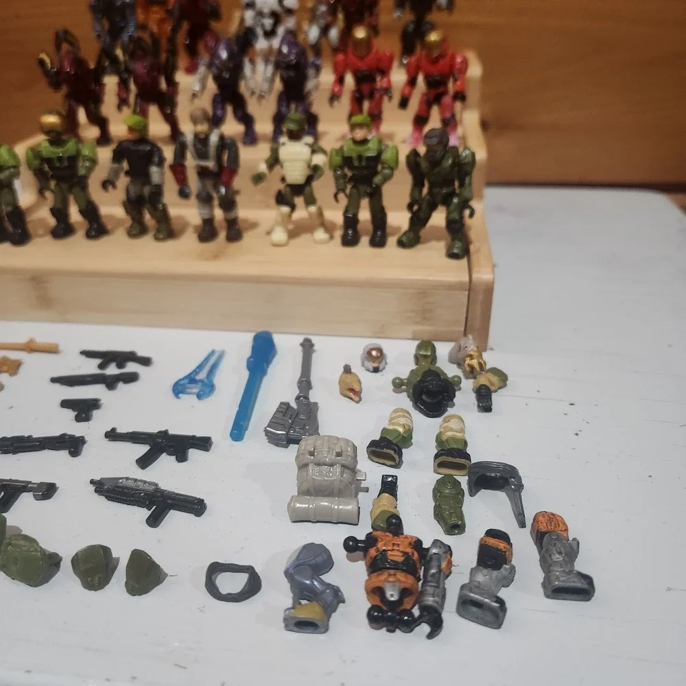 Huge HALO Mini Construx 2